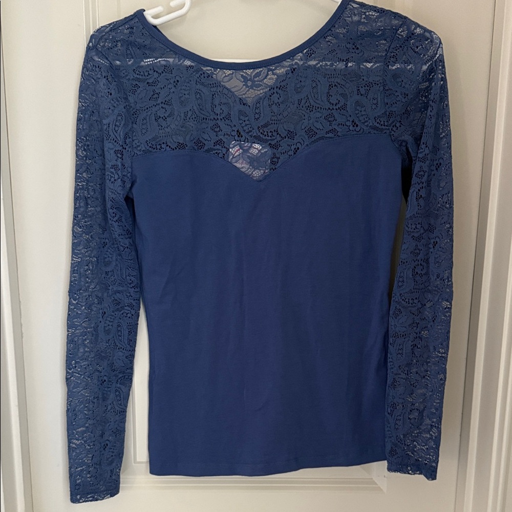 Chic Navy Lace Women's Blouse